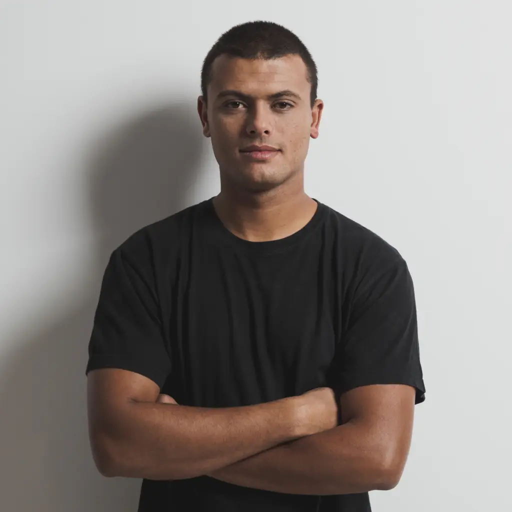 David Haas, Far Elysian. High tech/low EQ scenario.