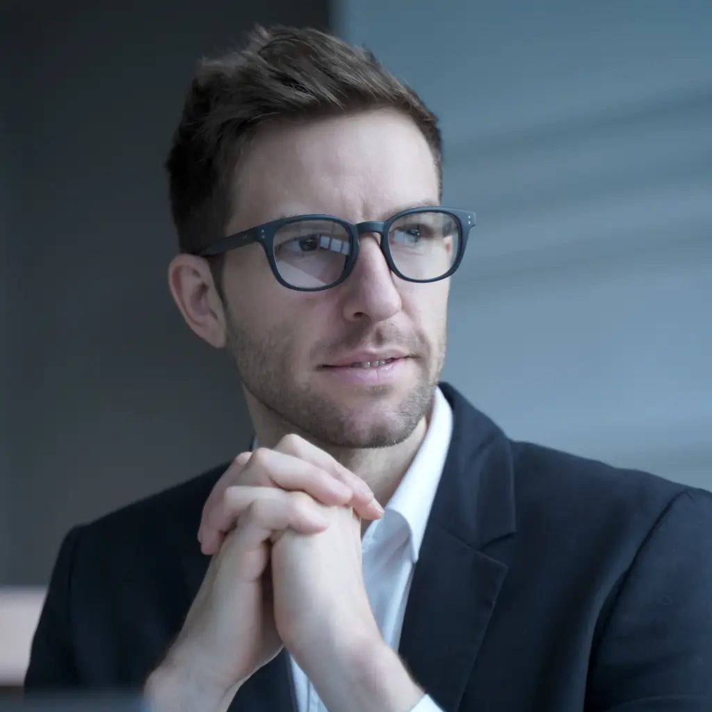 Tomas Wolfe, ISP. High tech/low EQ scenario.